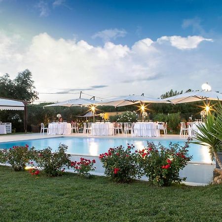 Agriturismo Torre Flavia ラディスポリ エクステリア 写真
