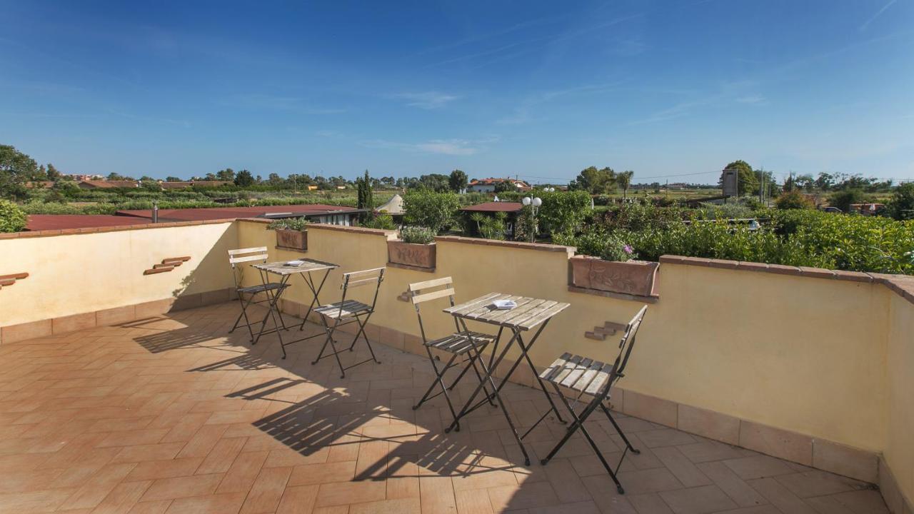 Agriturismo Torre Flavia ラディスポリ エクステリア 写真