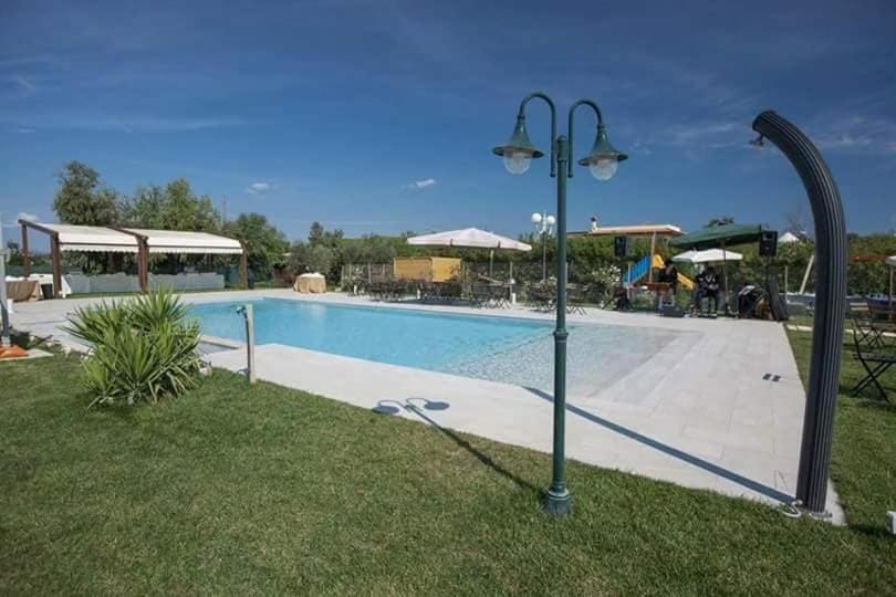 Agriturismo Torre Flavia ラディスポリ エクステリア 写真