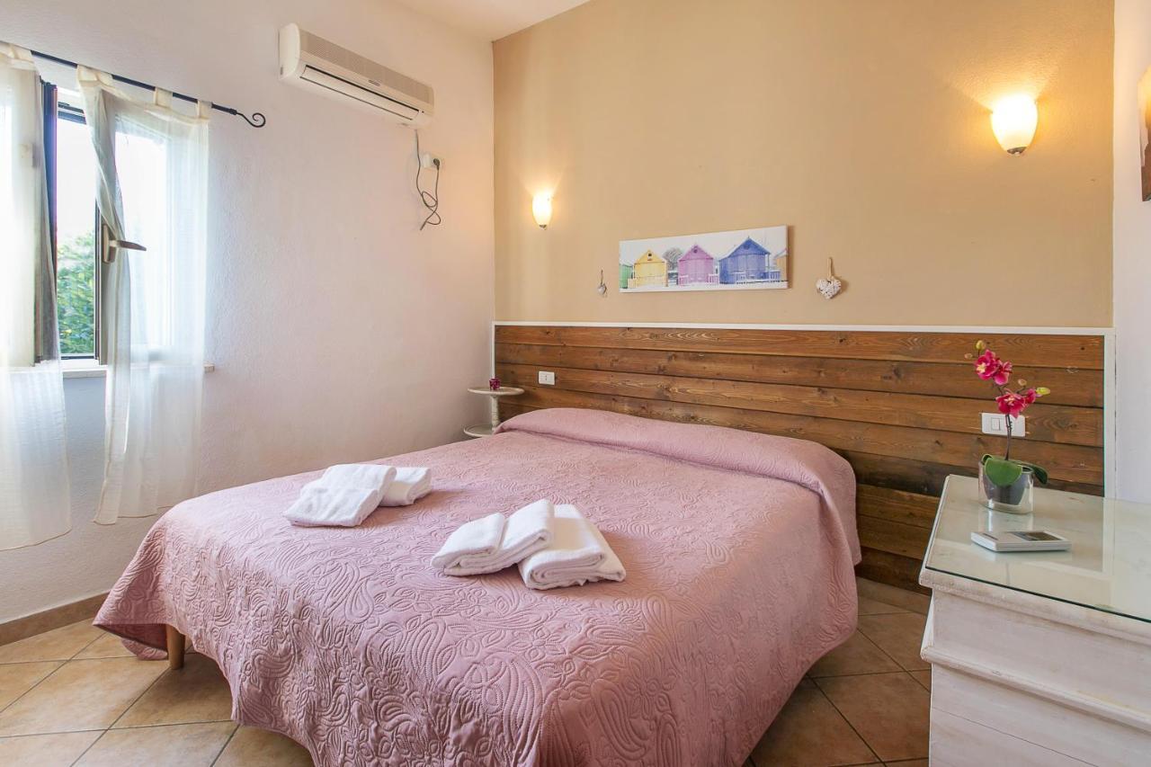 Agriturismo Torre Flavia ラディスポリ エクステリア 写真