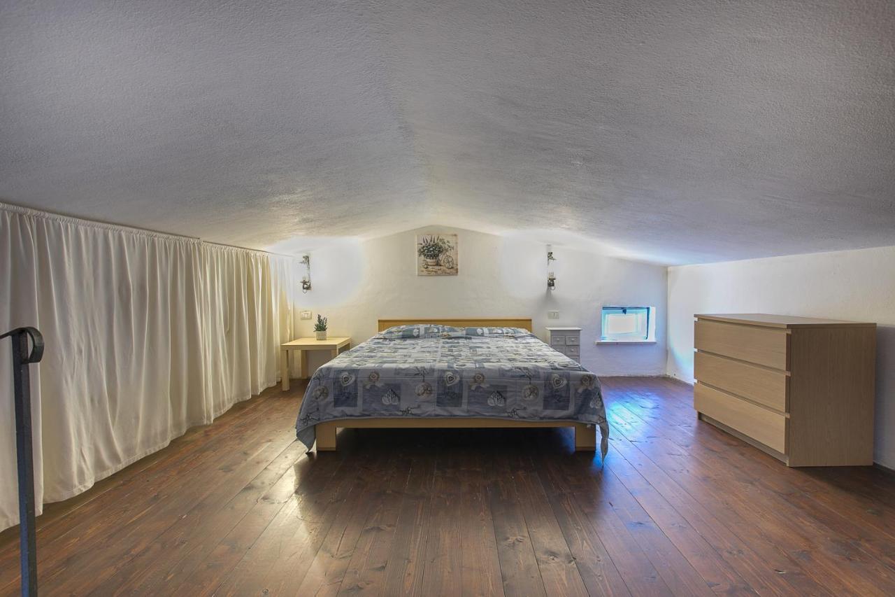 Agriturismo Torre Flavia ラディスポリ エクステリア 写真